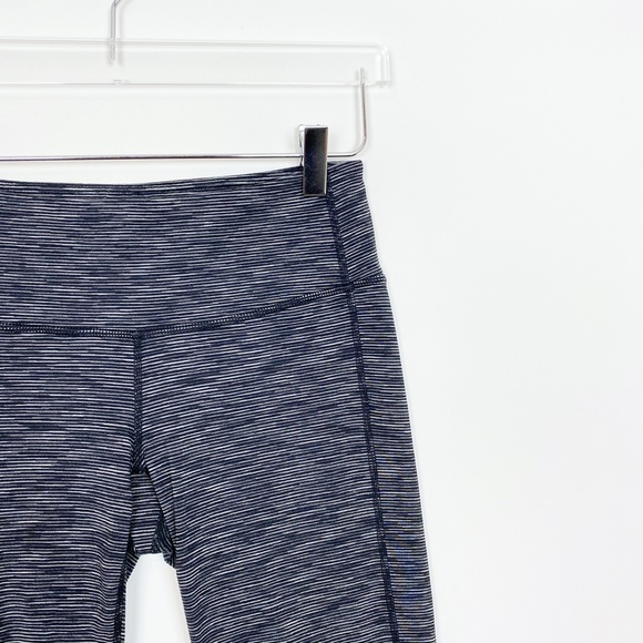 Athleta Energy Chaturanga Crop Heathered Slate S - Picture 3 of 9